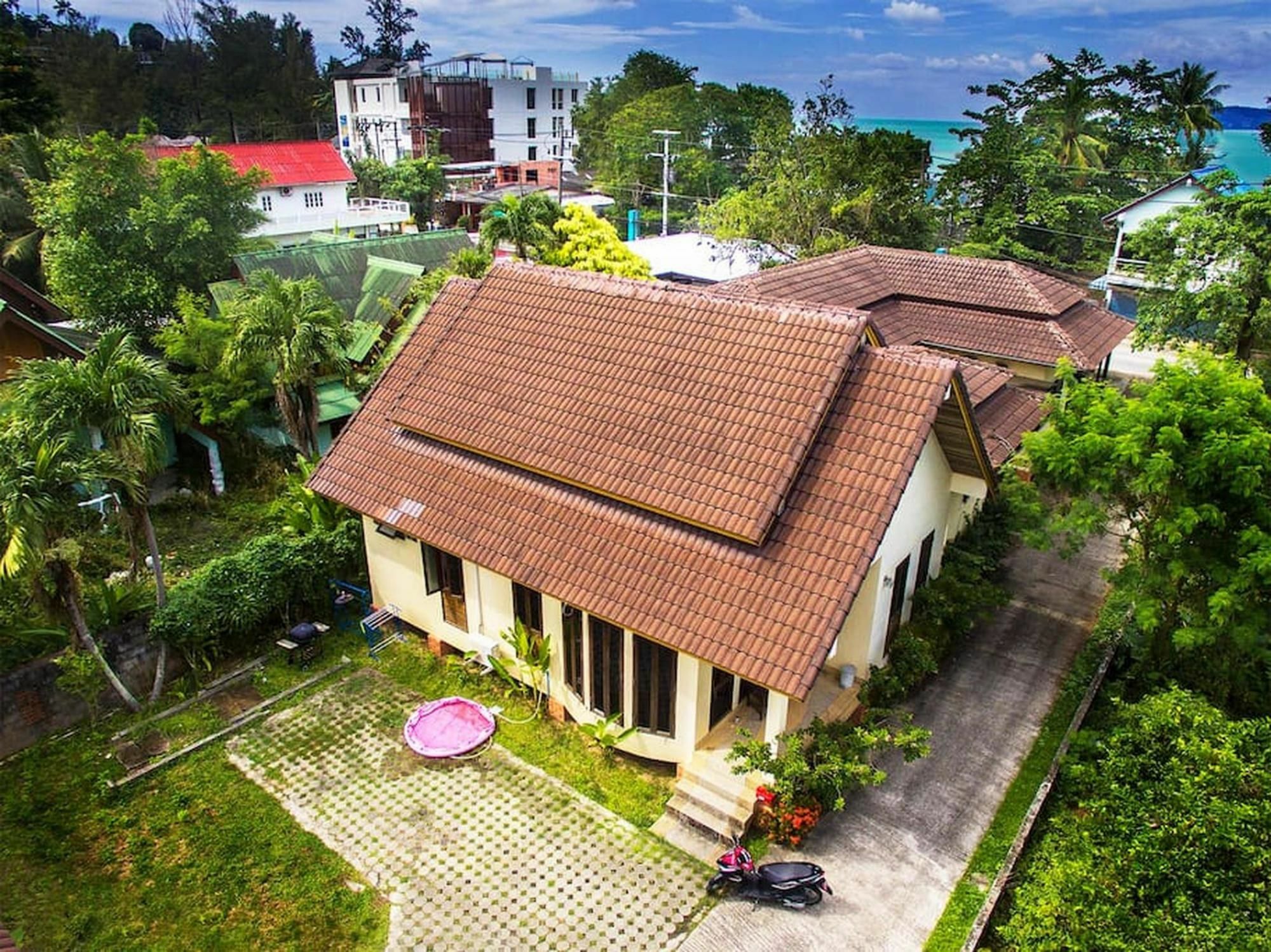Villa Behind The Phuket Sea 외부 사진